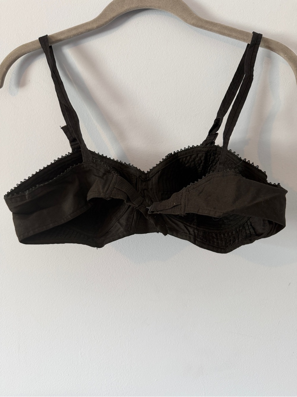 Vintage Bullet Bra with Textured Cups - Picture 3 of 5